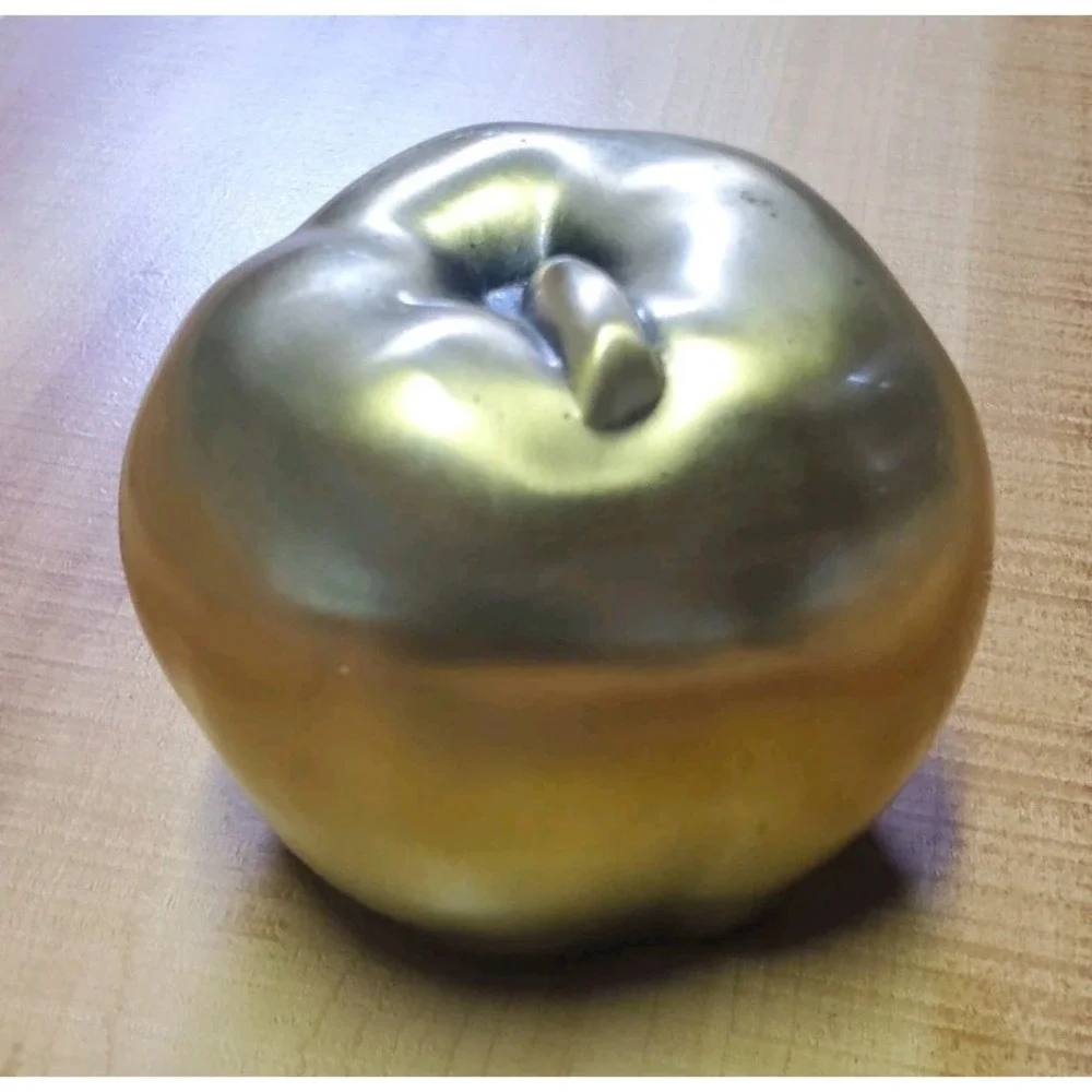 Vintage‎ Brass Apple Figurine Paperweight 3